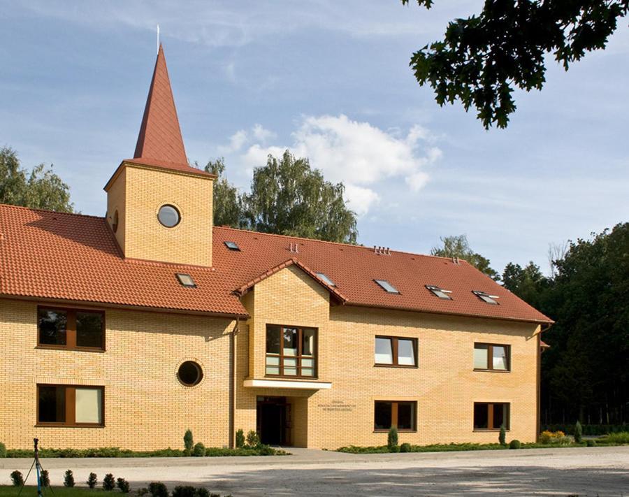 Hotel Uroczysko Porszewice - Osrodek Konferencyjno-Rekolekcyjny Pabianice Exteriér fotografie